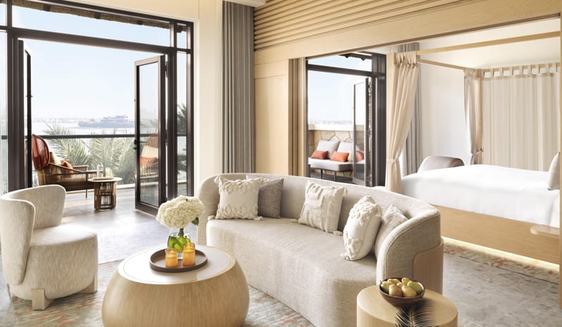 Signature Palm Suite Honeymoon Suite